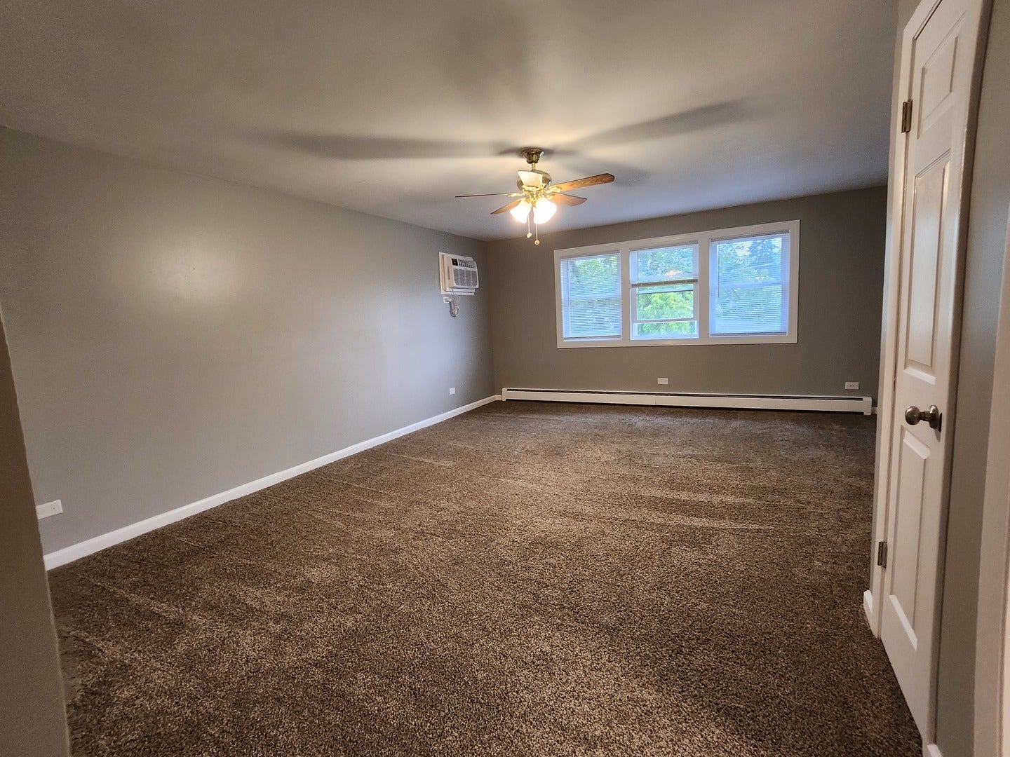 7121 170th Street, Tinley Park, IL 60477 7121 170th Street, Tinley Park, IL 60477