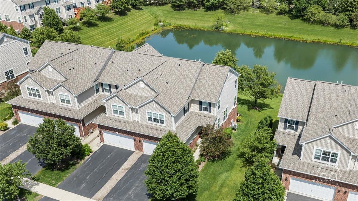 2927 Church Road, Aurora, IL 60502 2927 Church Road, Aurora, IL 60502