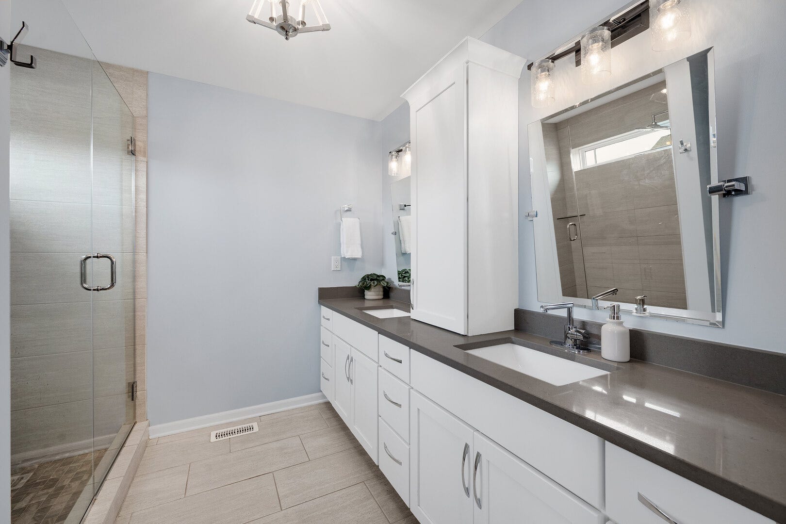 17902 Oak Park Avenue, Tinley Park, IL 60477 17902 Oak Park Avenue, Tinley Park, IL 60477