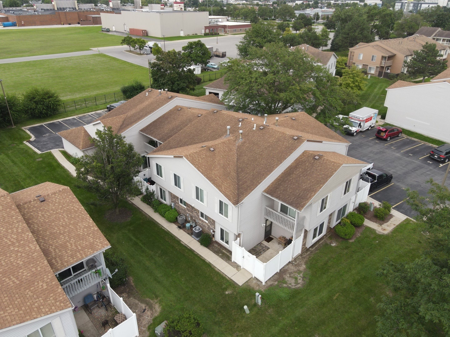 17 Fernwood Drive, #E, Bolingbrook, IL 60440