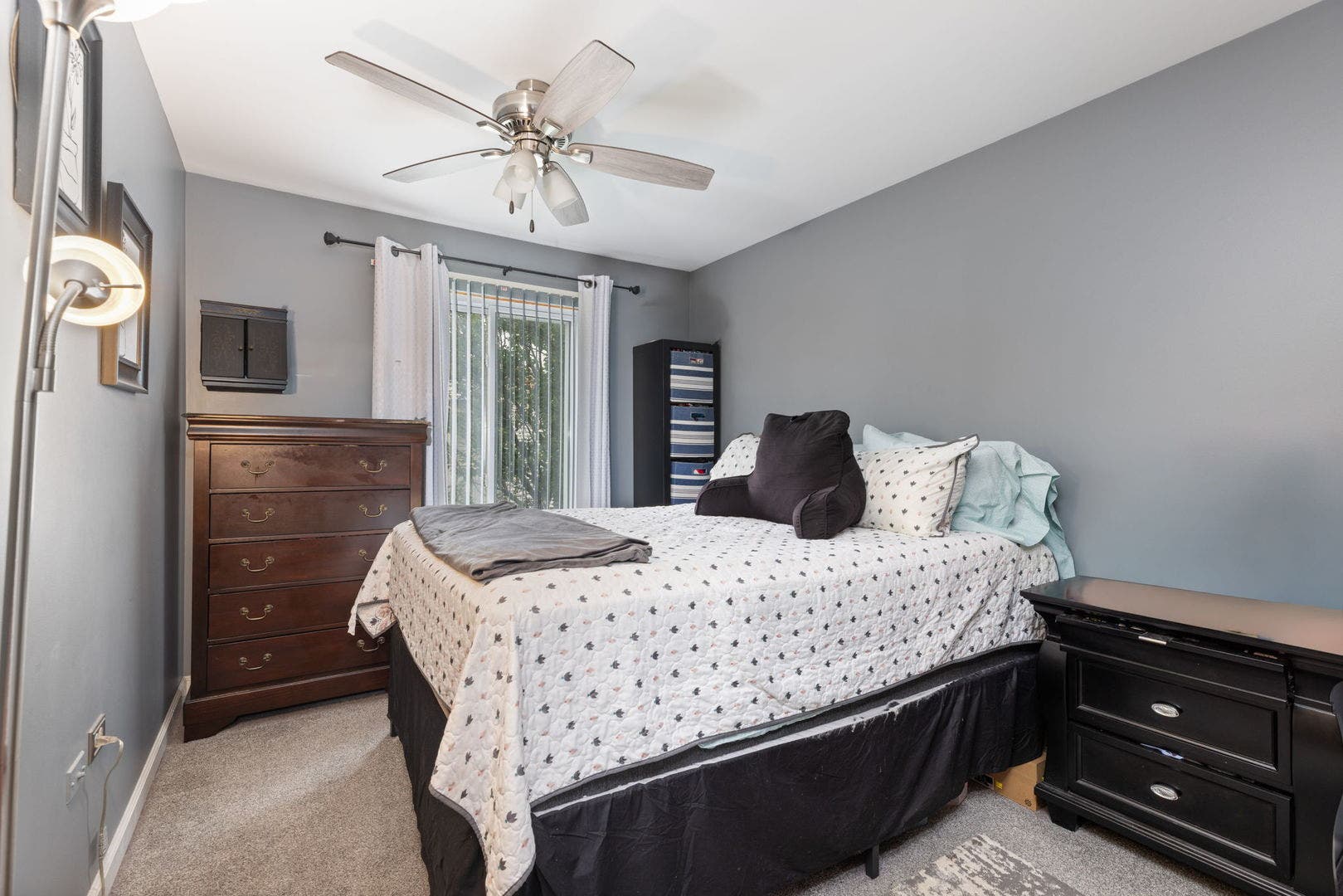 17 Fernwood Drive, #E, Bolingbrook, IL 60440