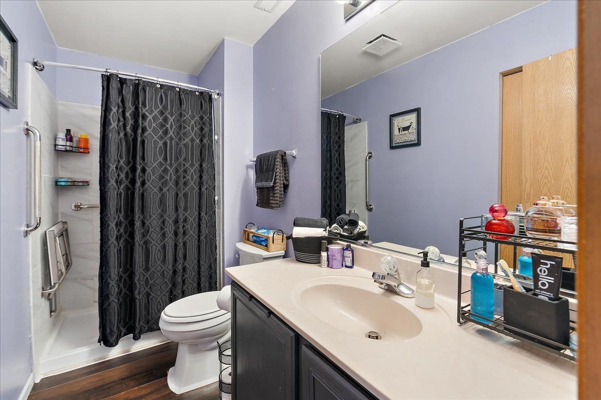 2941 Woodside Drive, Joliet, IL 60431 Full bathroom in basement.