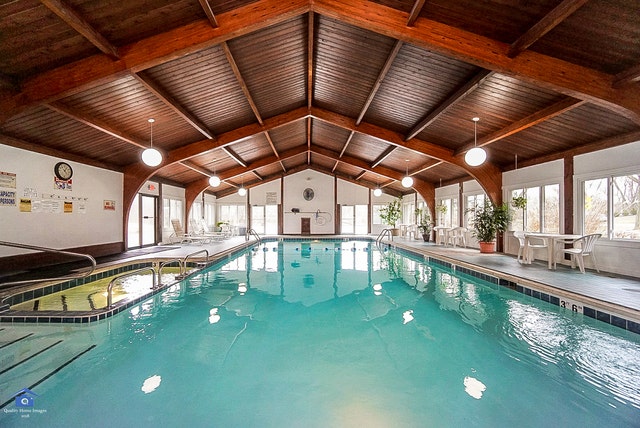 15701 Orlan Brook Drive, #5, Orland Park, IL 60462 15701 Orlan Brook Drive, #5, Orland Park, IL 60462
