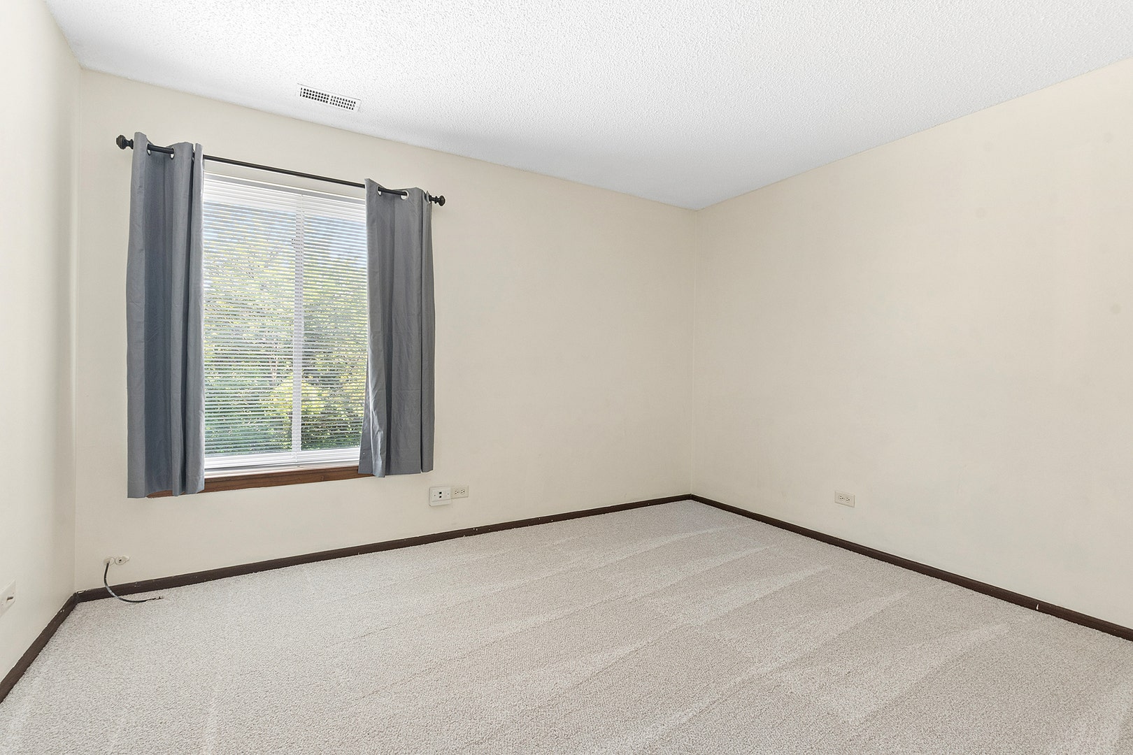 15701 Orlan Brook Drive, #5, Orland Park, IL 60462 15701 Orlan Brook Drive, #5, Orland Park, IL 60462