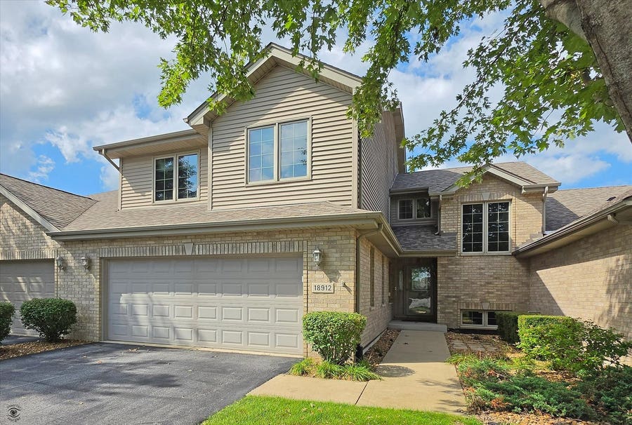 Property photo for 18912 Marley Lane, Mokena, IL