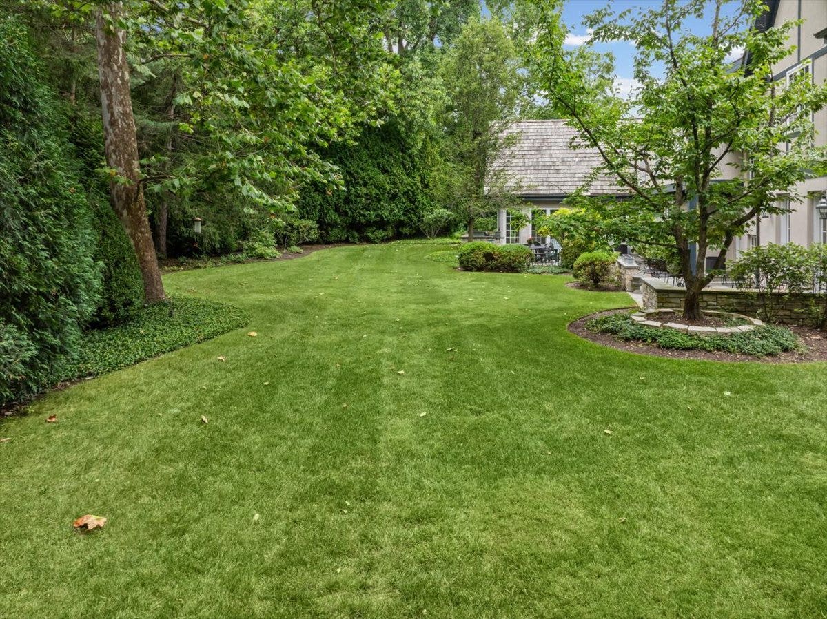 3 Old Hunt Road, Northfield, IL 60093 3 Old Hunt Road, Northfield, IL 60093