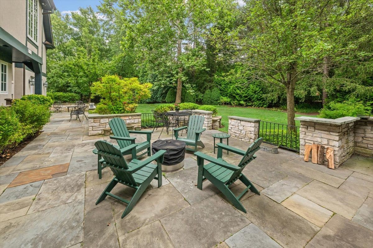 3 Old Hunt Road, Northfield, IL 60093 3 Old Hunt Road, Northfield, IL 60093