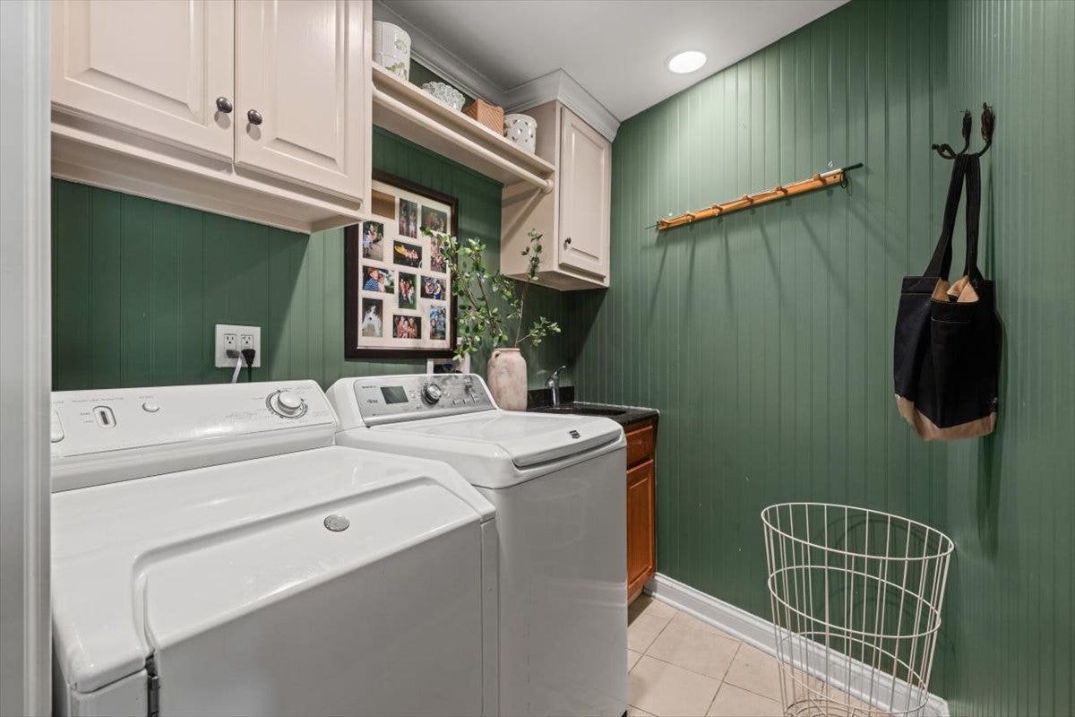 3 Old Hunt Road, Northfield, IL 60093 3 Old Hunt Road, Northfield, IL 60093