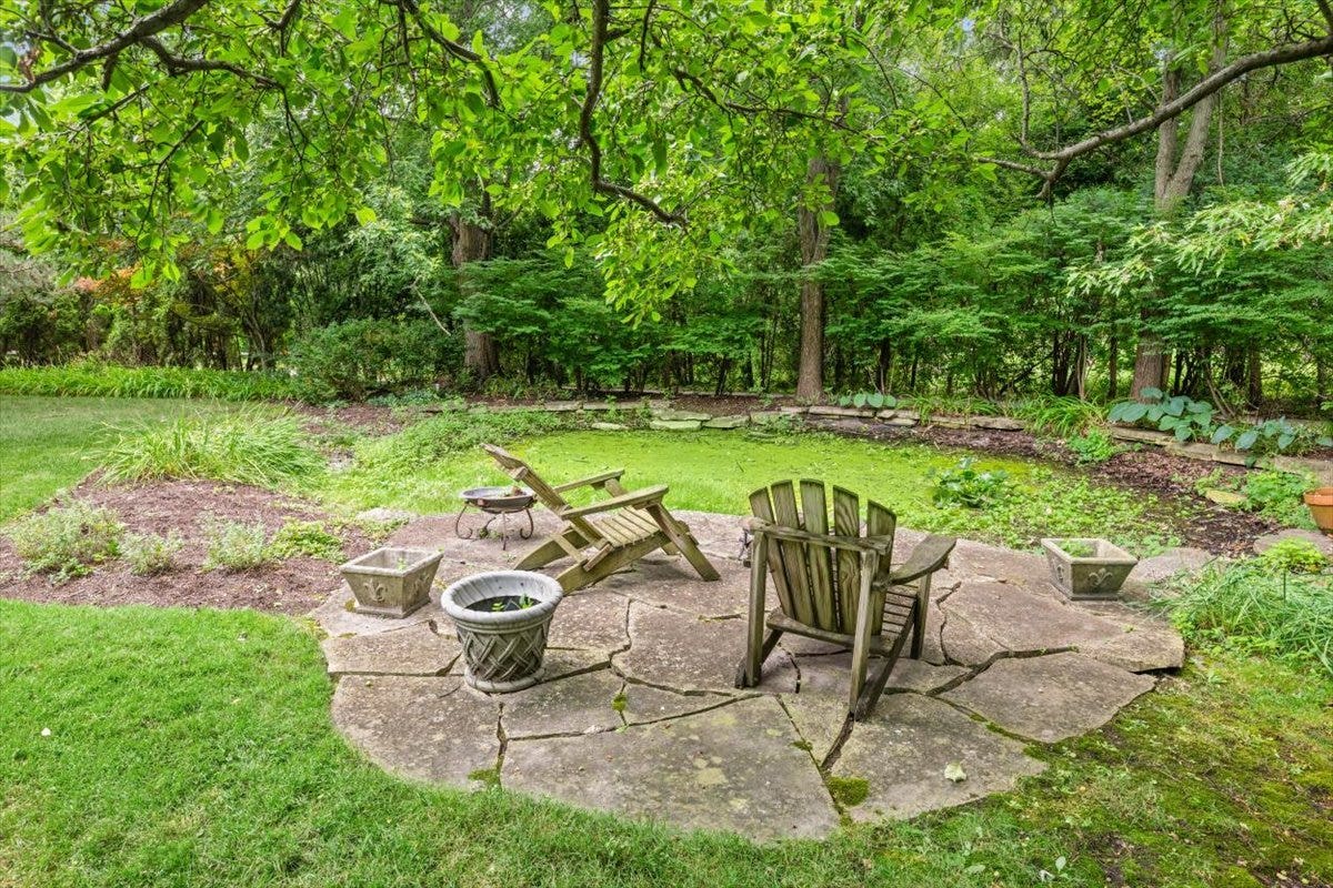 3 Old Hunt Road, Northfield, IL 60093 3 Old Hunt Road, Northfield, IL 60093