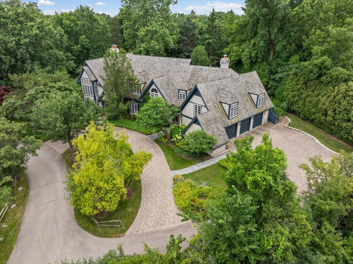 3 Old Hunt Road, Northfield, IL 60093 3 Old Hunt Road, Northfield, IL 60093