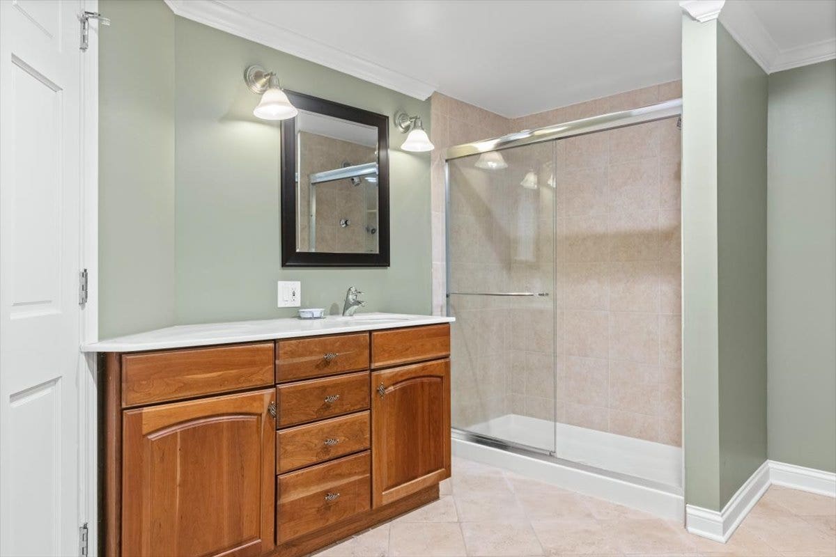 3 Old Hunt Road, Northfield, IL 60093 3 Old Hunt Road, Northfield, IL 60093