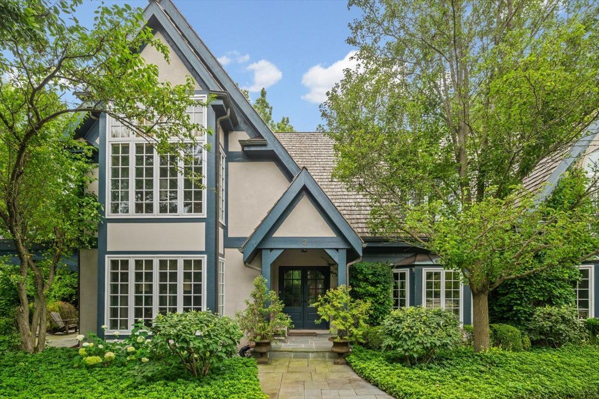 3 Old Hunt Road, Northfield, IL 60093 3 Old Hunt Road, Northfield, IL 60093