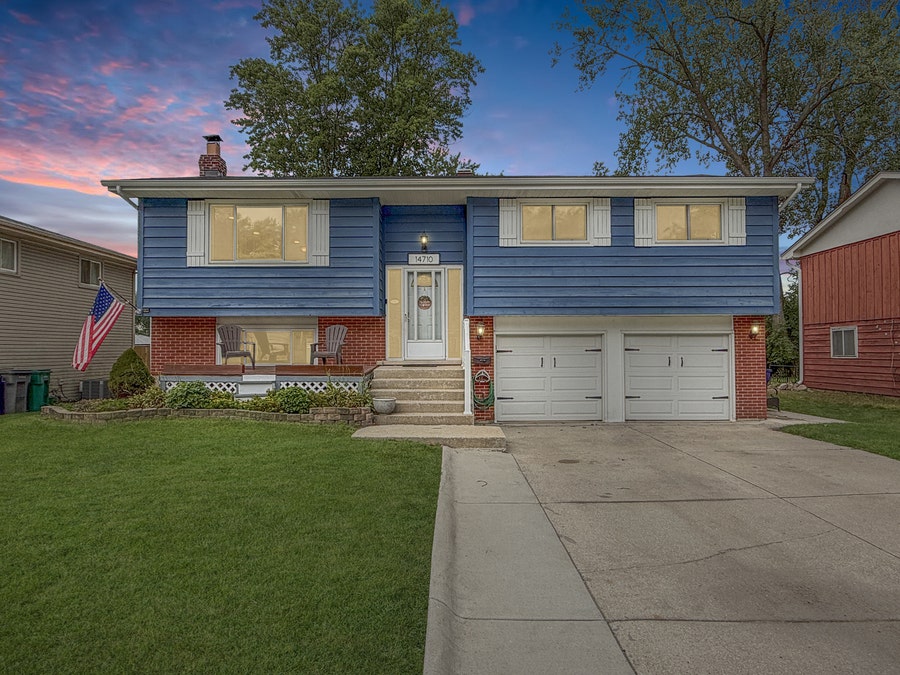 Property photo for 14710 Holly Court, Orland Park, IL