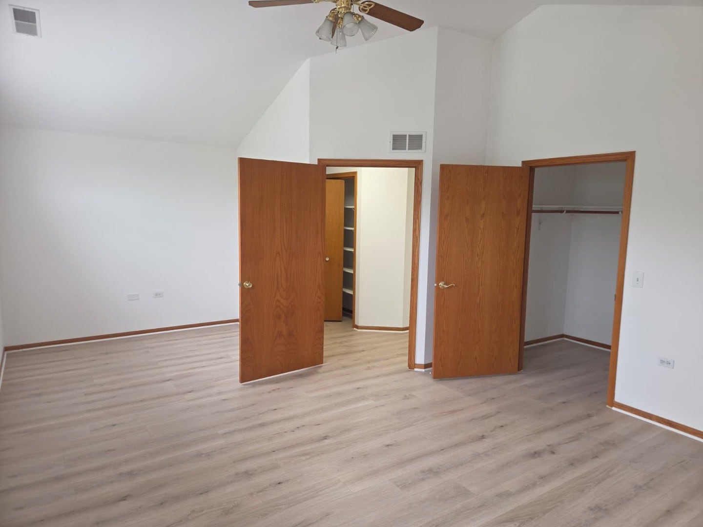 6506 Pine Trail Lane, #4, Tinley Park, IL 60477 6506 Pine Trail Lane, #4, Tinley Park, IL 60477