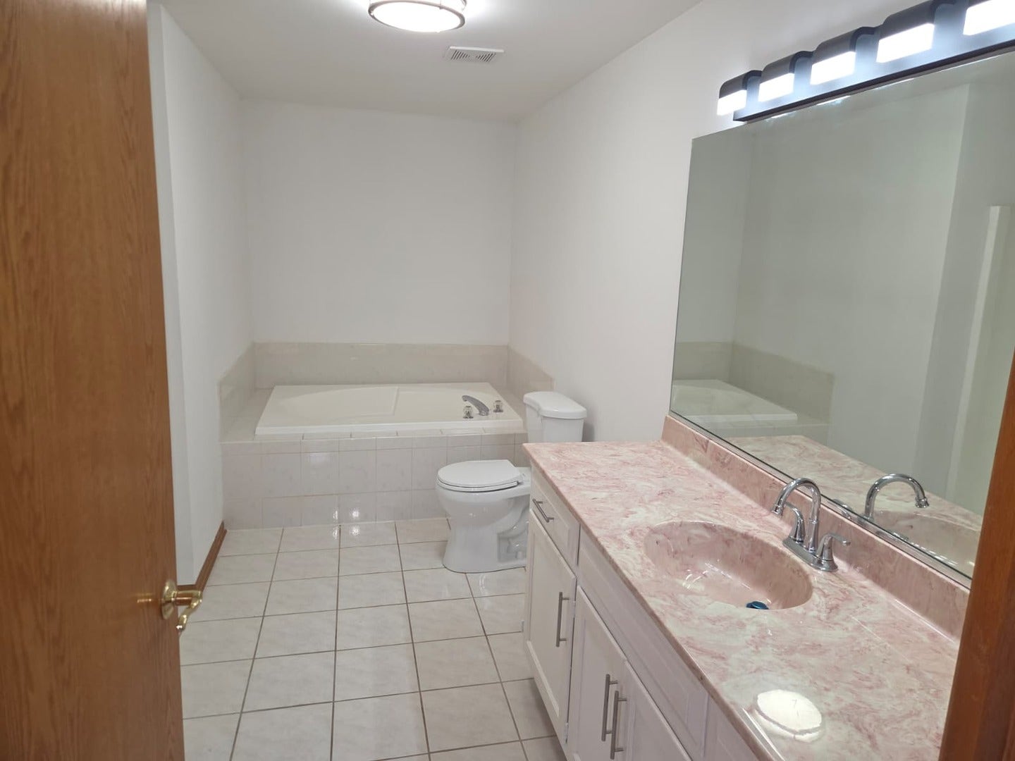 6506 Pine Trail Lane, #4, Tinley Park, IL 60477 6506 Pine Trail Lane, #4, Tinley Park, IL 60477