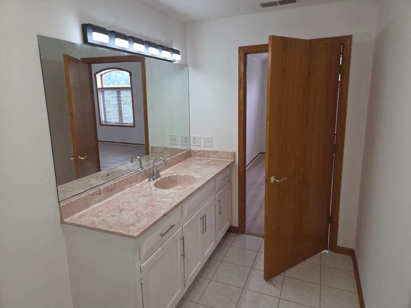 6506 Pine Trail Lane, #4, Tinley Park, IL 60477 6506 Pine Trail Lane, #4, Tinley Park, IL 60477