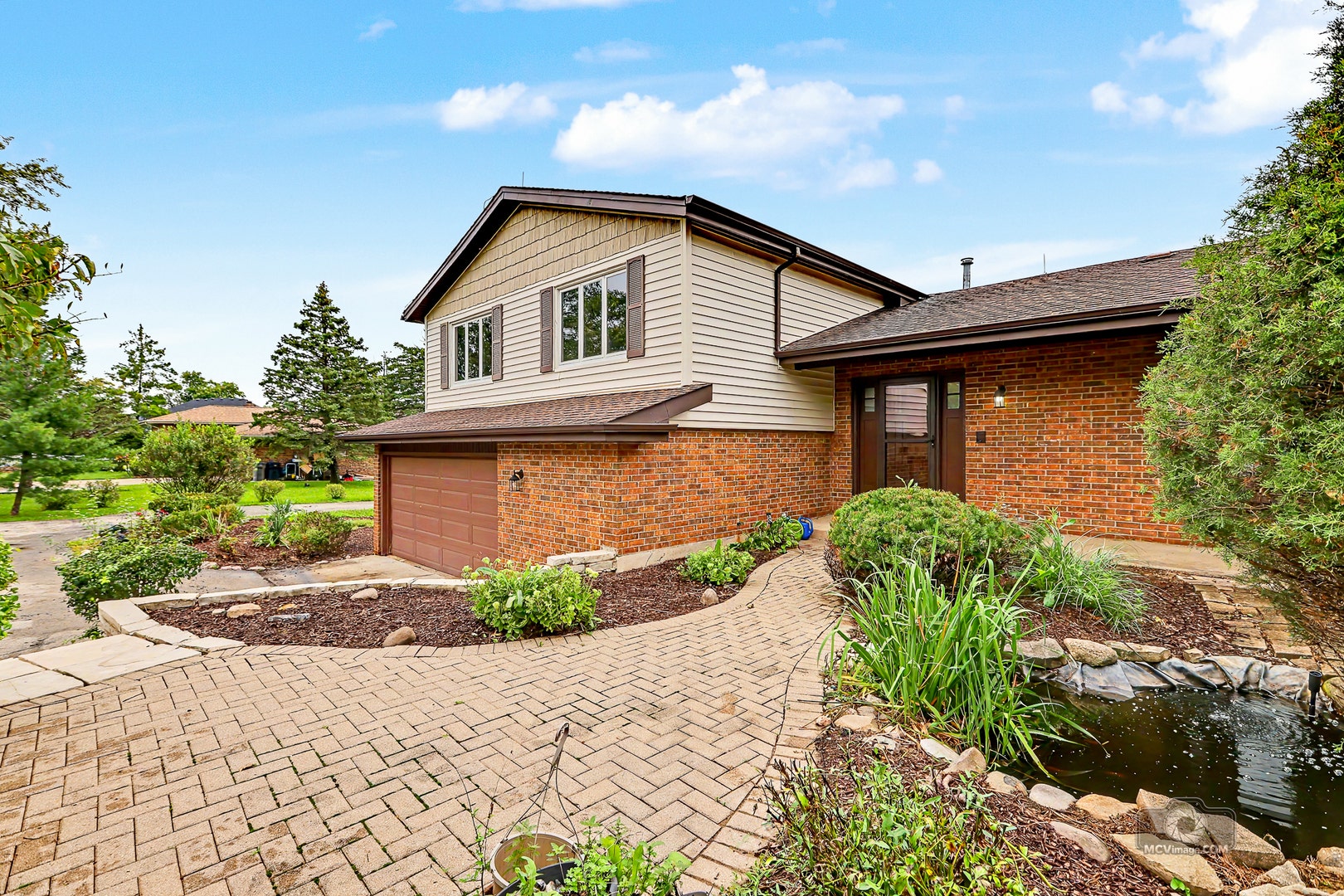 15555 Wolf Road, Orland Park, IL 60467 15555 Wolf Road, Orland Park, IL 60467