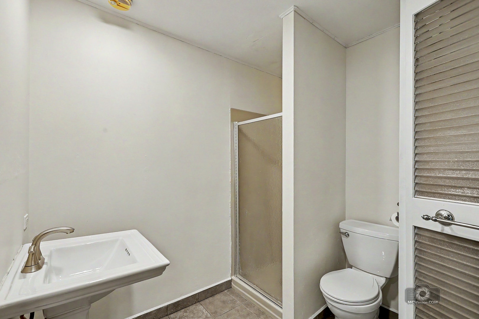 15555 Wolf Road, Orland Park, IL 60467 15555 Wolf Road, Orland Park, IL 60467