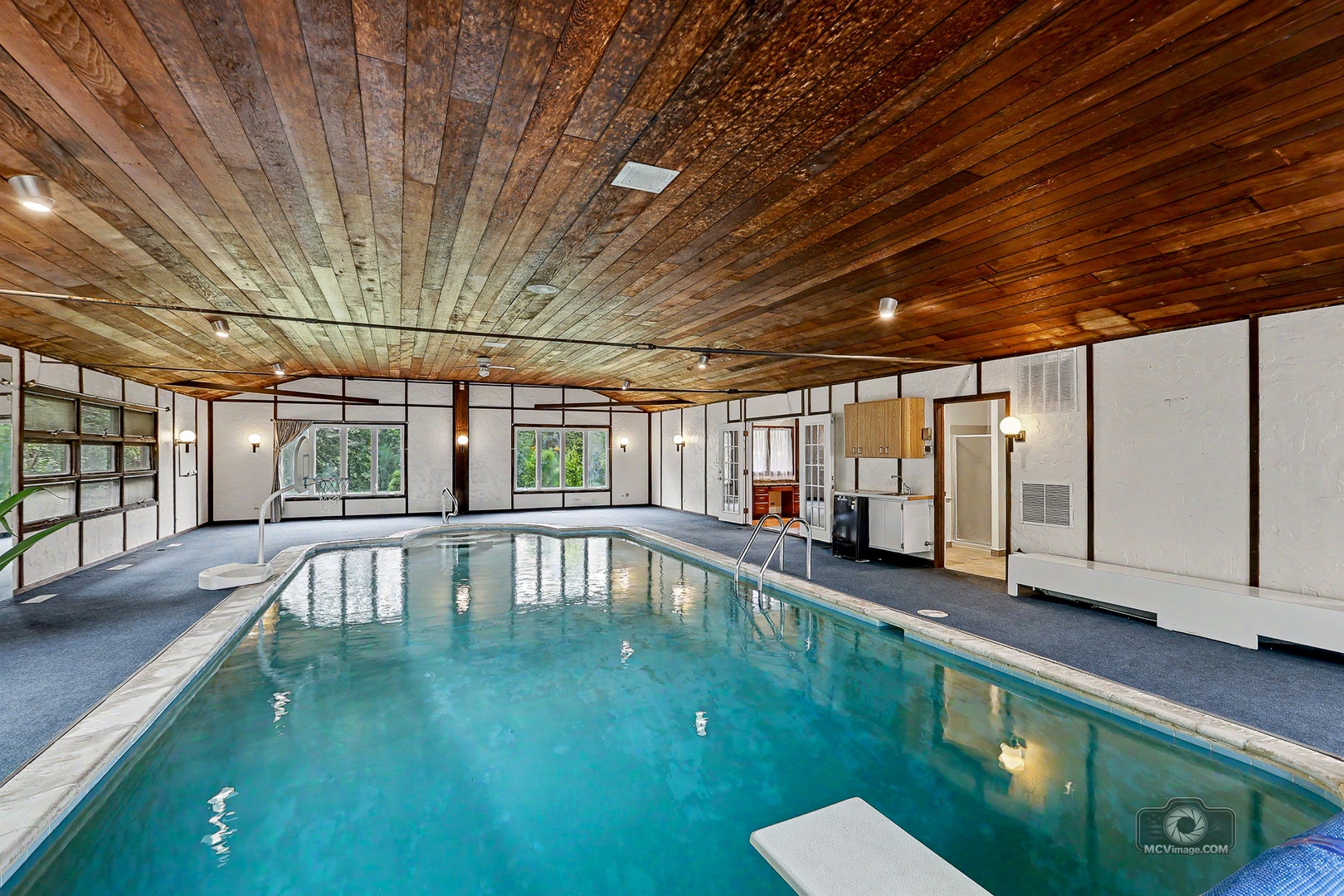 15555 Wolf Road, Orland Park, IL 60467 15555 Wolf Road, Orland Park, IL 60467