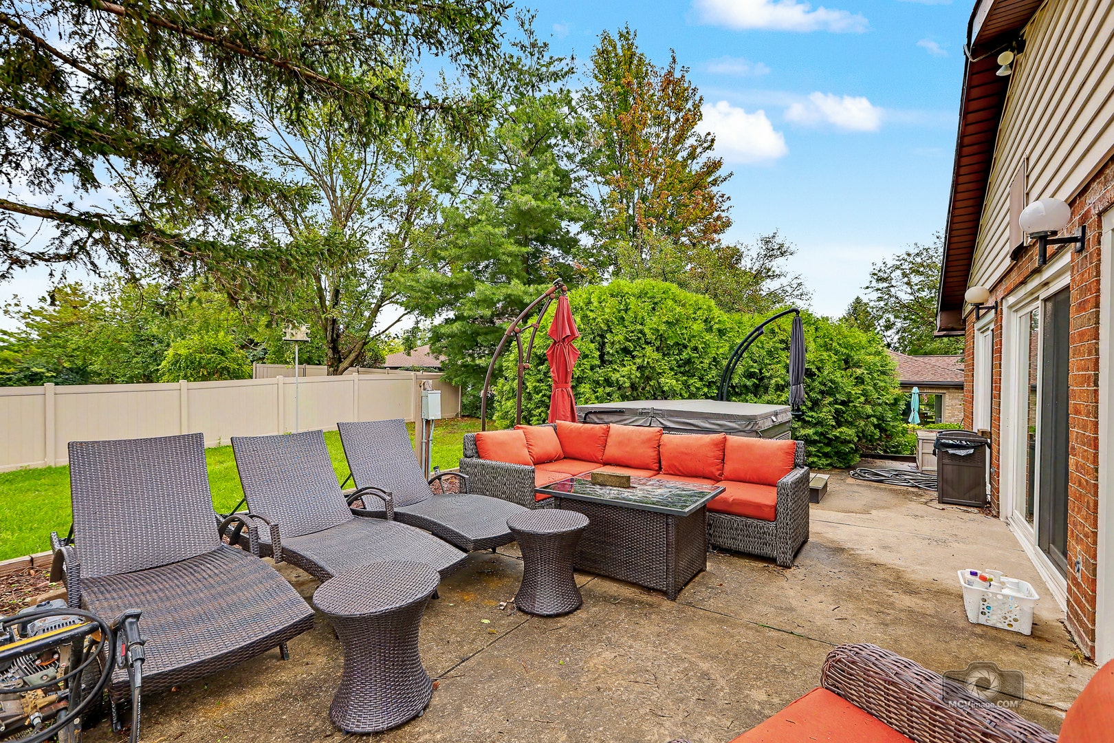 15555 Wolf Road, Orland Park, IL 60467 15555 Wolf Road, Orland Park, IL 60467