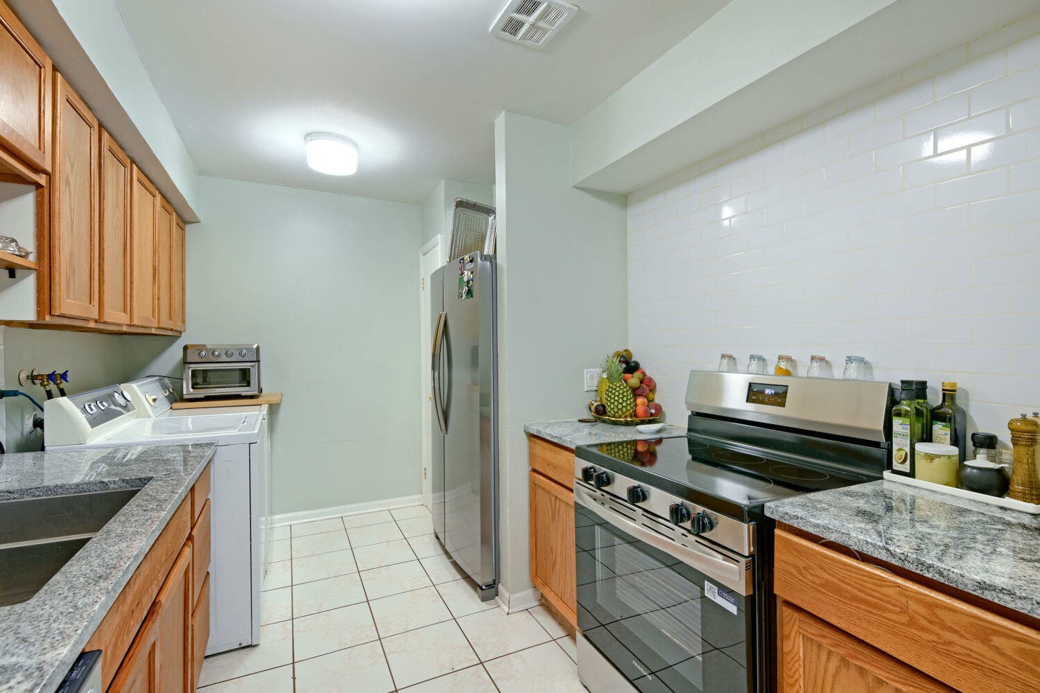 1301 N Glen Circle, #D, Aurora, IL 60506 1301 N Glen Circle, #D, Aurora, IL 60506