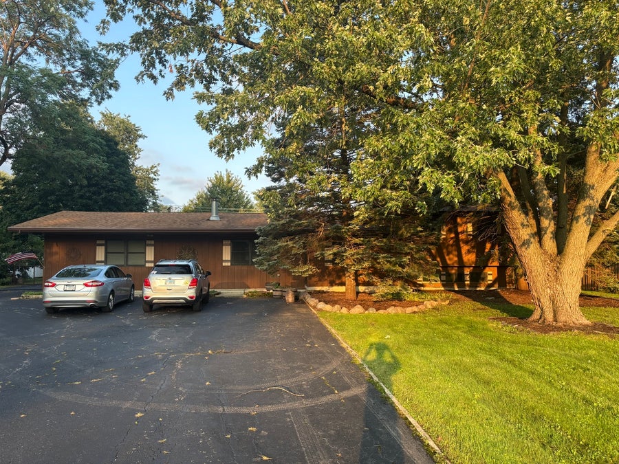 Property photo for 17131 Ozark Avenue, Tinley Park, IL