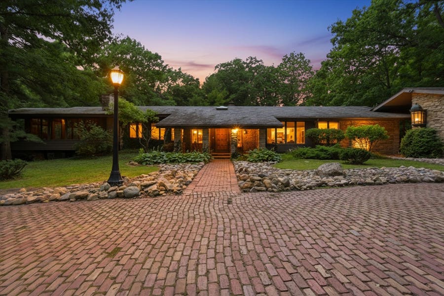 Property photo for 1664 E Rietveld Drive, Crete, IL