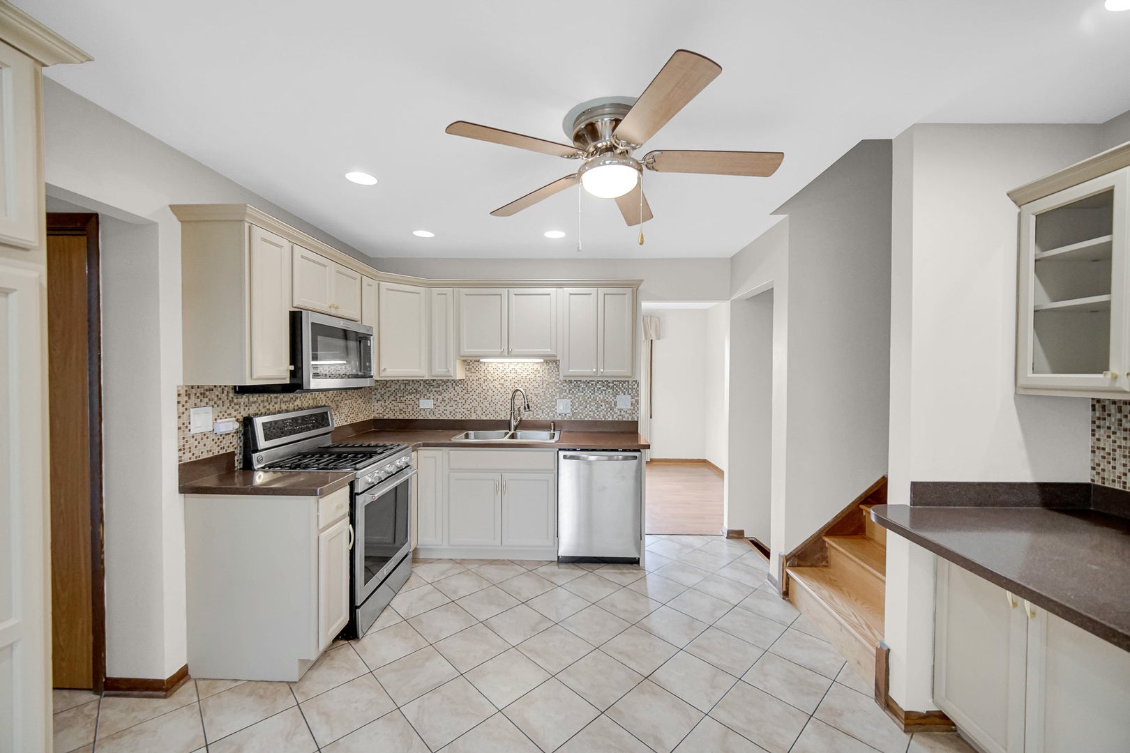16424 MAPLEWOOD Court, Tinley Park, IL 60477
