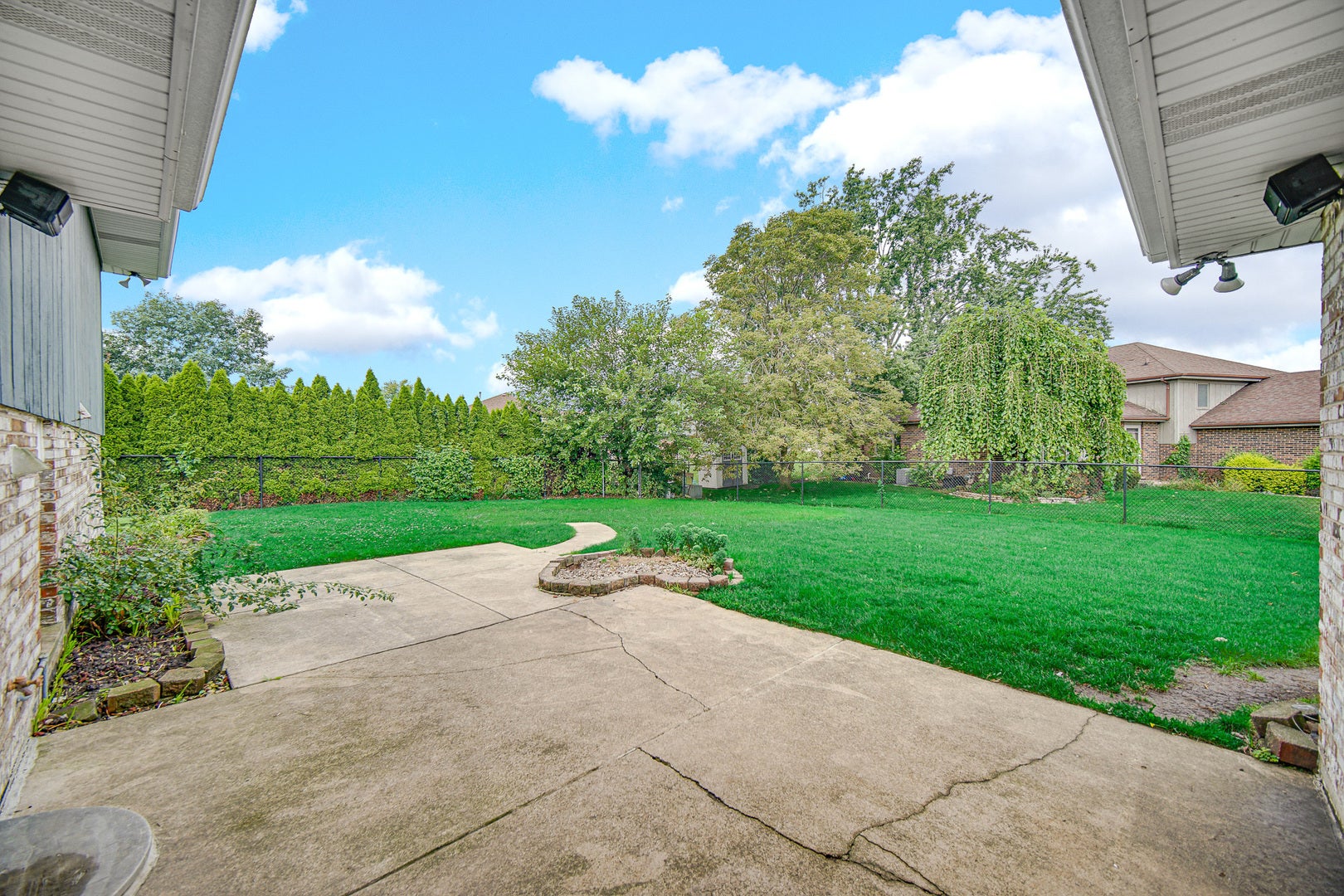 16424 MAPLEWOOD Court, Tinley Park, IL 60477
