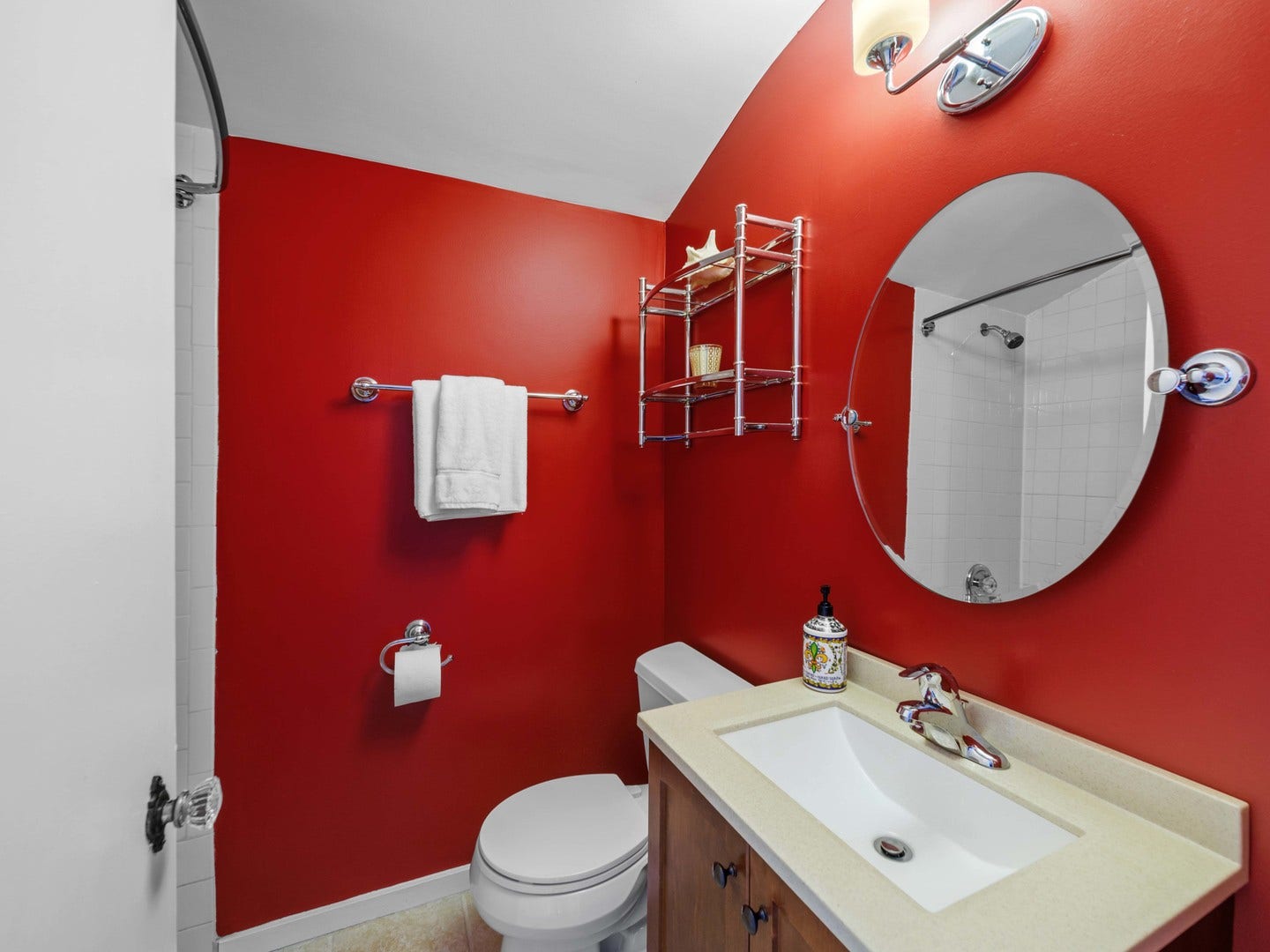 2126 Hickory Court, Glenview, IL 60025 2126 Hickory Court, Glenview, IL 60025