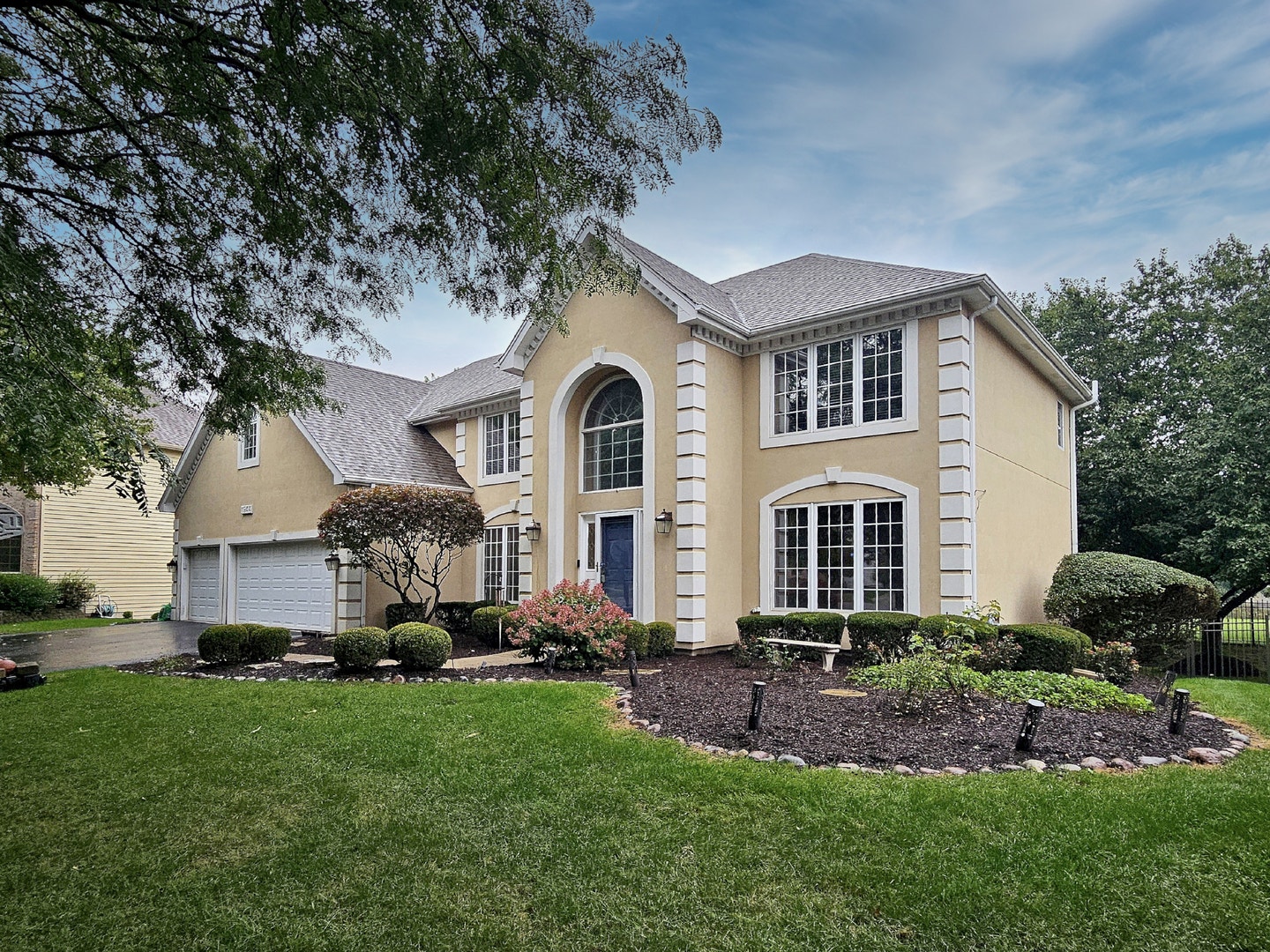 1944 Clyde Drive, Naperville, IL 60565 1944 Clyde Drive, Naperville, IL 60565