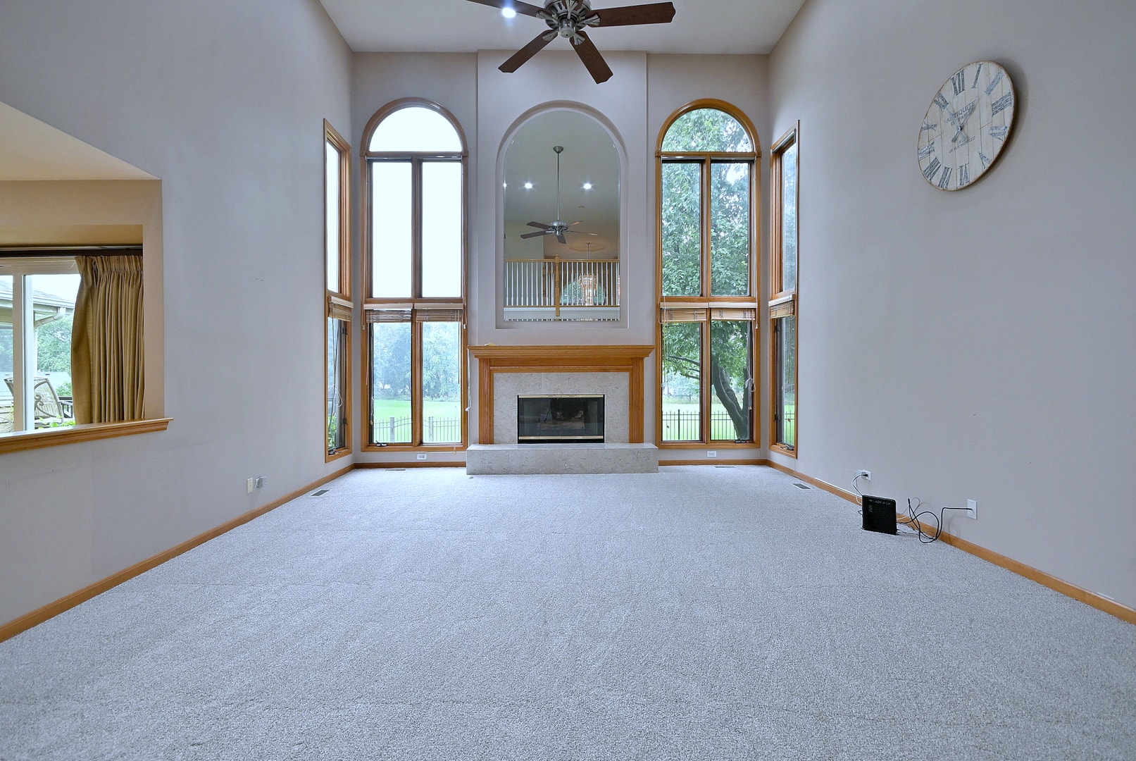 1944 Clyde Drive, Naperville, IL 60565 1944 Clyde Drive, Naperville, IL 60565