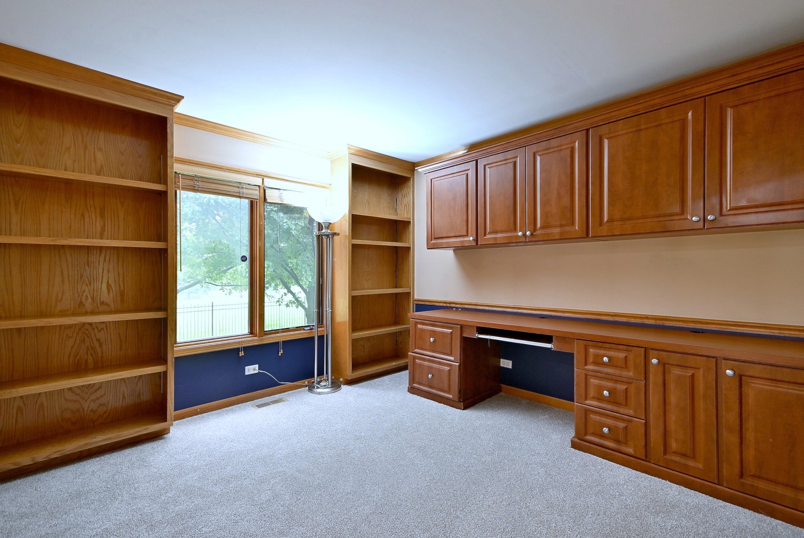 1944 Clyde Drive, Naperville, IL 60565 1944 Clyde Drive, Naperville, IL 60565