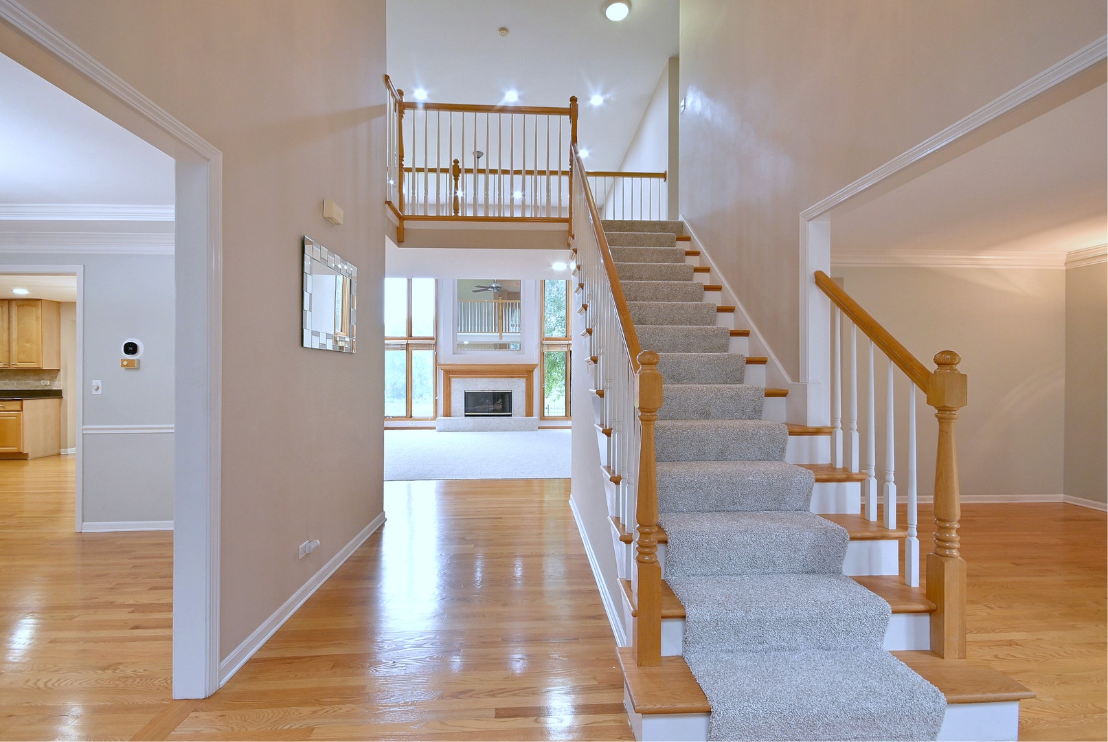 1944 Clyde Drive, Naperville, IL 60565 1944 Clyde Drive, Naperville, IL 60565