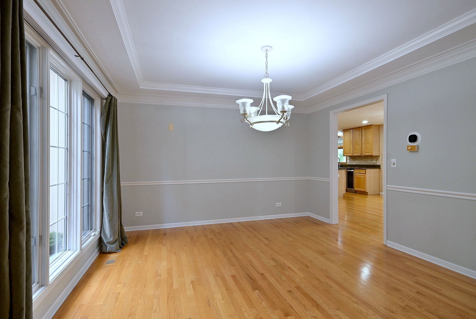 1944 Clyde Drive, Naperville, IL 60565 1944 Clyde Drive, Naperville, IL 60565