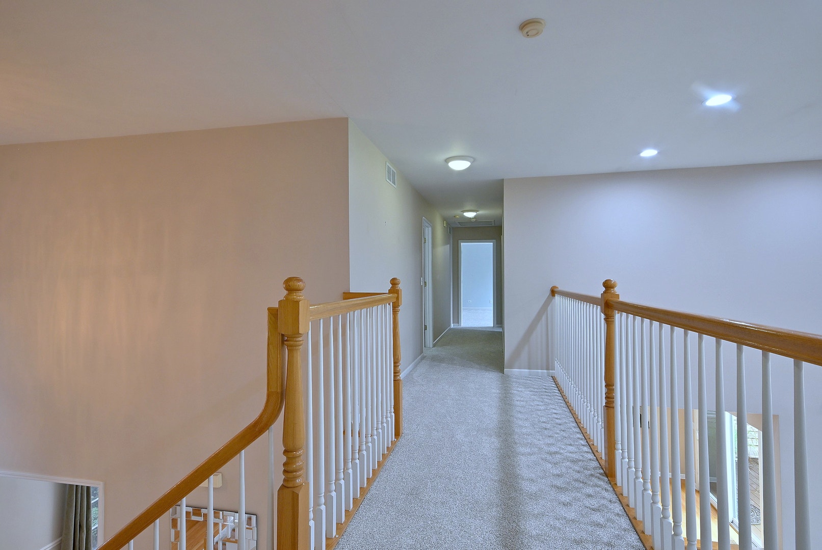 1944 Clyde Drive, Naperville, IL 60565 1944 Clyde Drive, Naperville, IL 60565