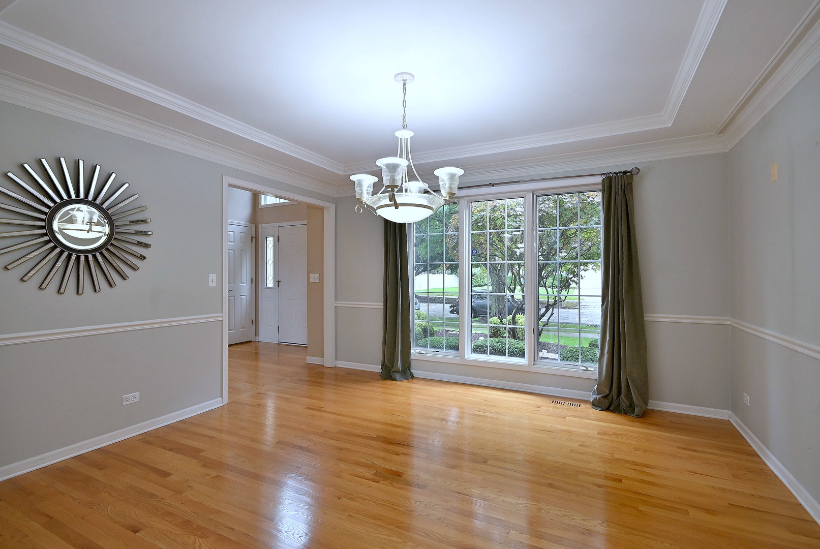 1944 Clyde Drive, Naperville, IL 60565 1944 Clyde Drive, Naperville, IL 60565
