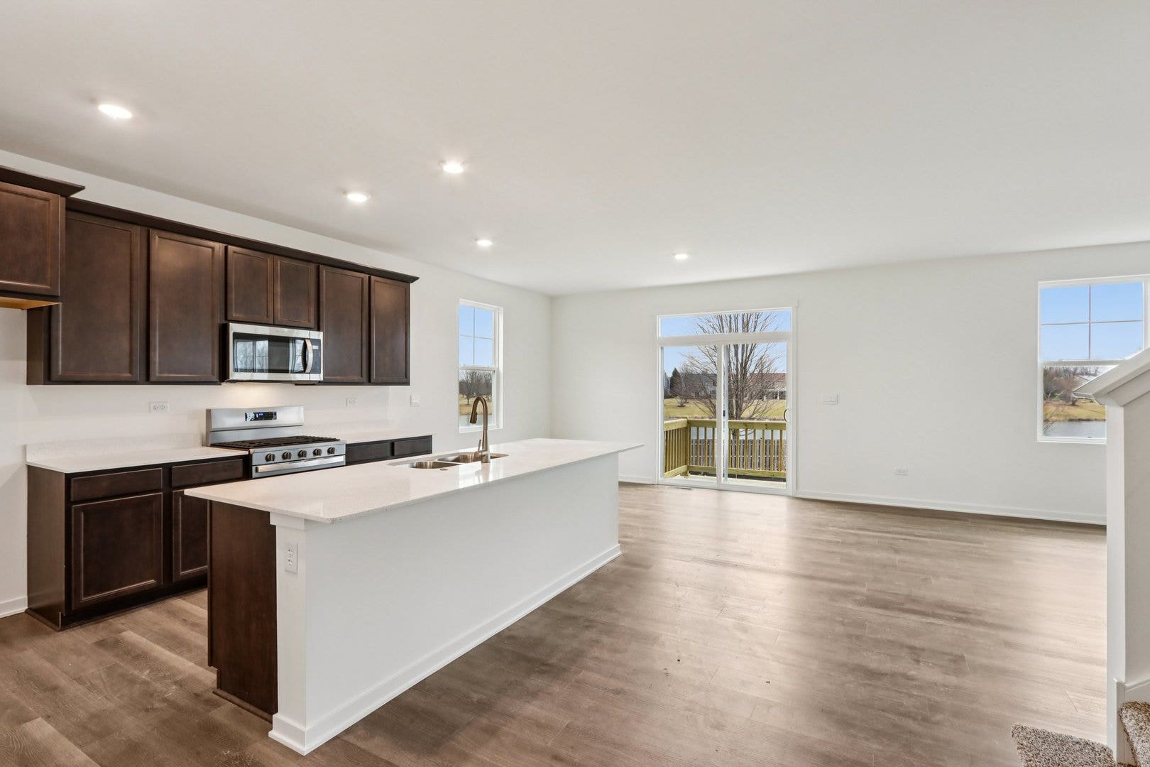 1823 Baler Avenue, Aurora, IL 60503 1823 Baler Avenue, Aurora, IL 60503