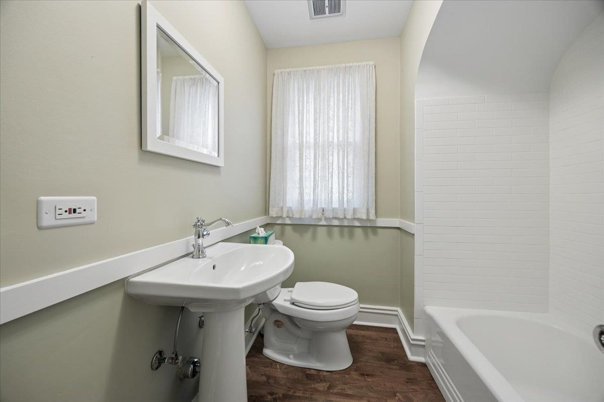 629 Franklin Avenue, River Forest, IL 60305 629 Franklin Avenue, River Forest, IL 60305