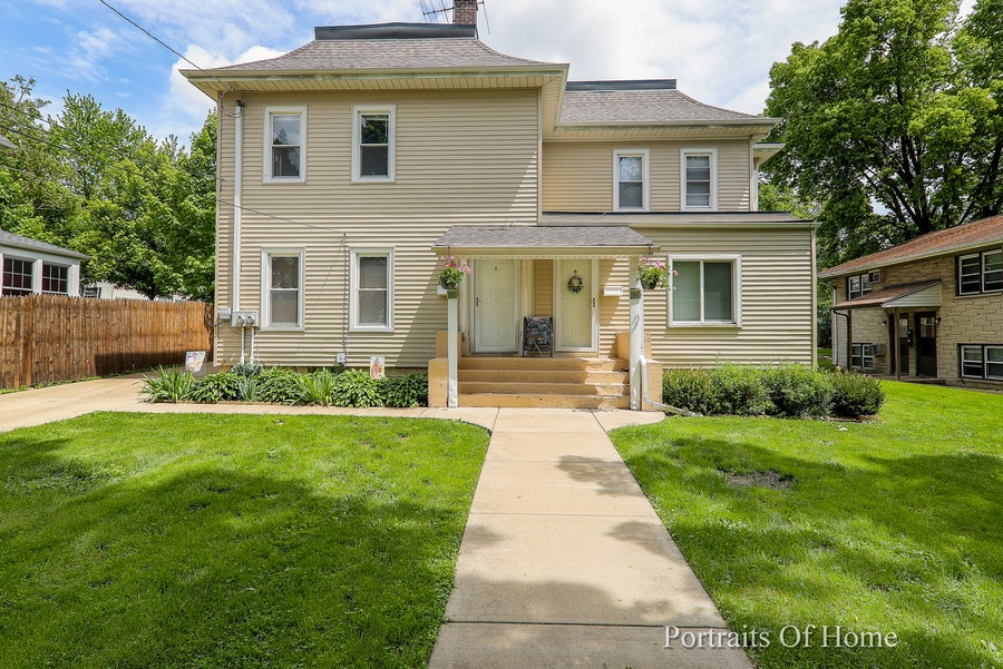 Property photo for 812 S Jefferson Avenue, Lockport, IL