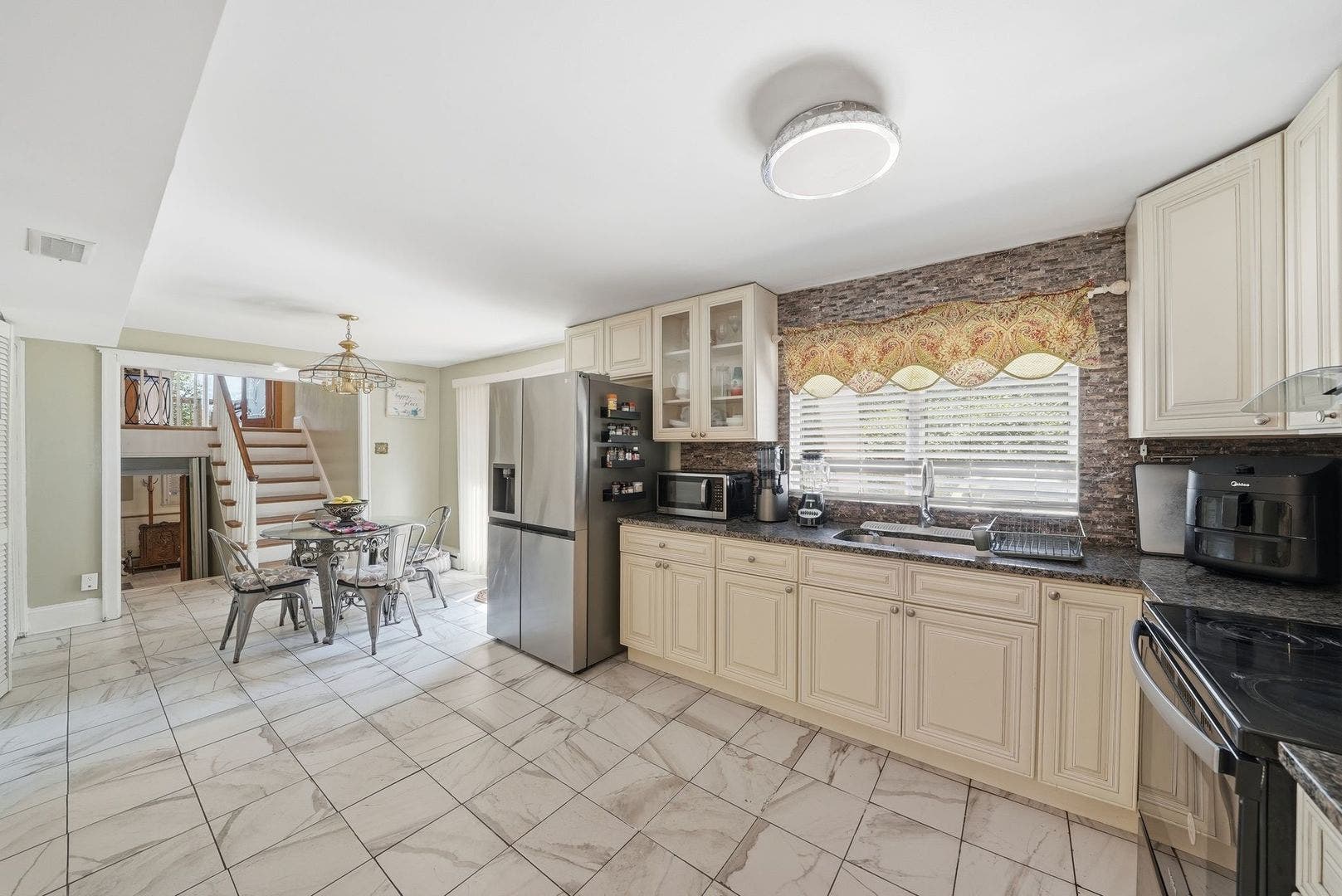 19709 W Schweitzer Road, Joliet, IL 60436 19709 W Schweitzer Road, Joliet, IL 60436