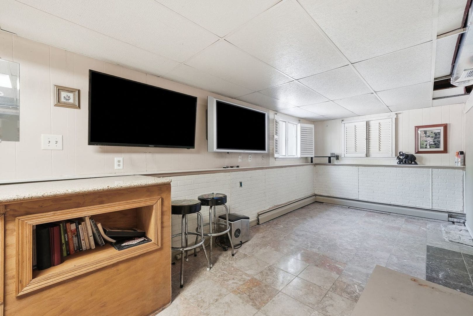 19709 W Schweitzer Road, Joliet, IL 60436 19709 W Schweitzer Road, Joliet, IL 60436
