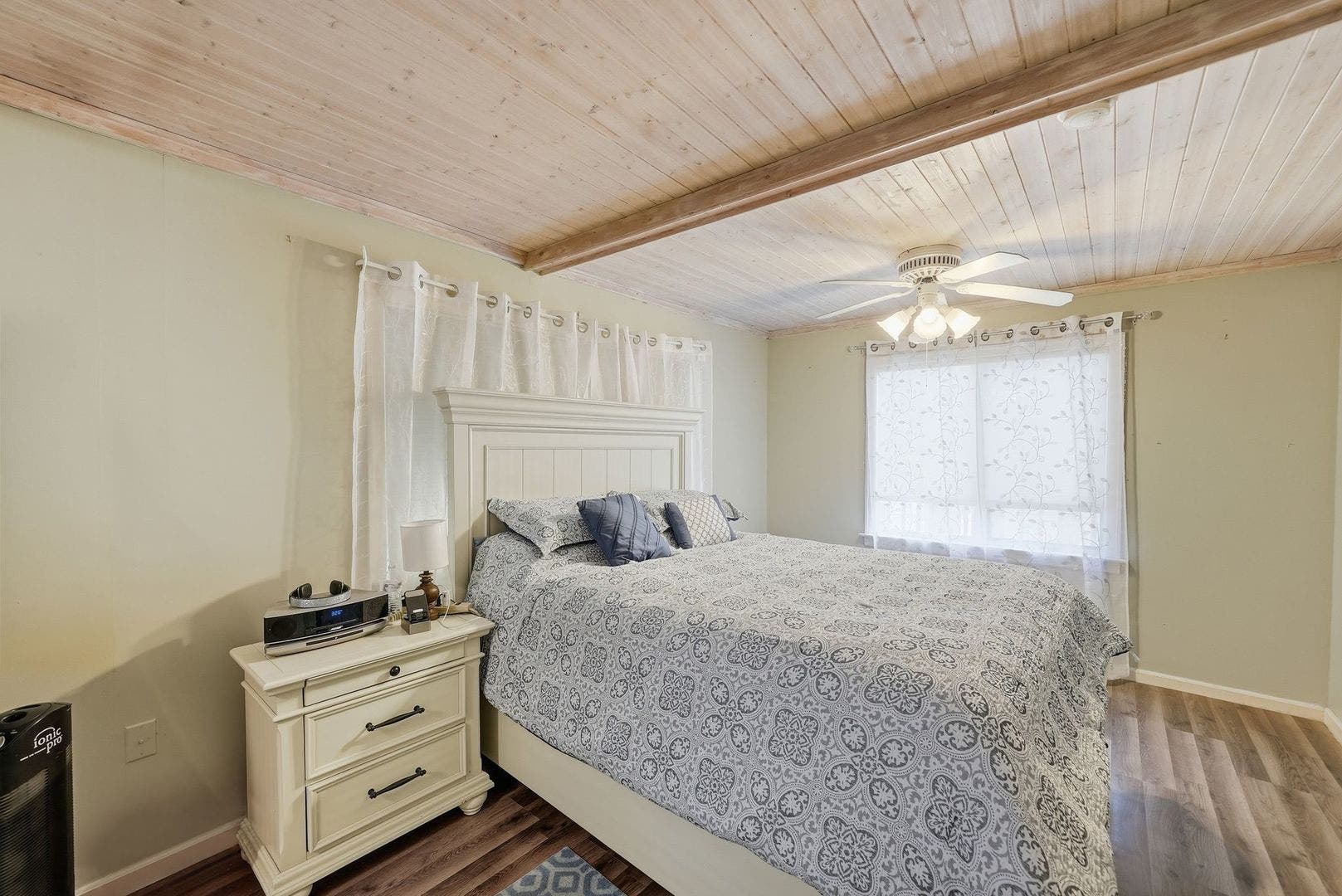 19709 W Schweitzer Road, Joliet, IL 60436 19709 W Schweitzer Road, Joliet, IL 60436