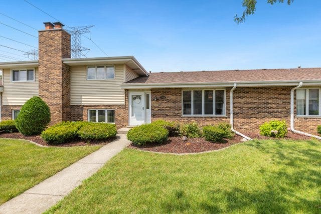 Property photo for 7340 W 154th Street, Orland Park, IL