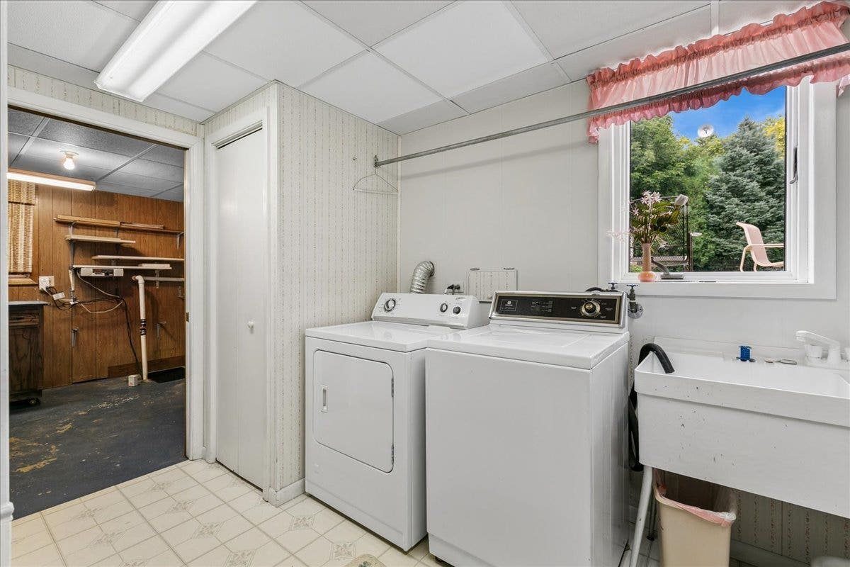 14045 Terry Drive, Orland Park, IL 60462 14045 Terry Drive, Orland Park, IL 60462