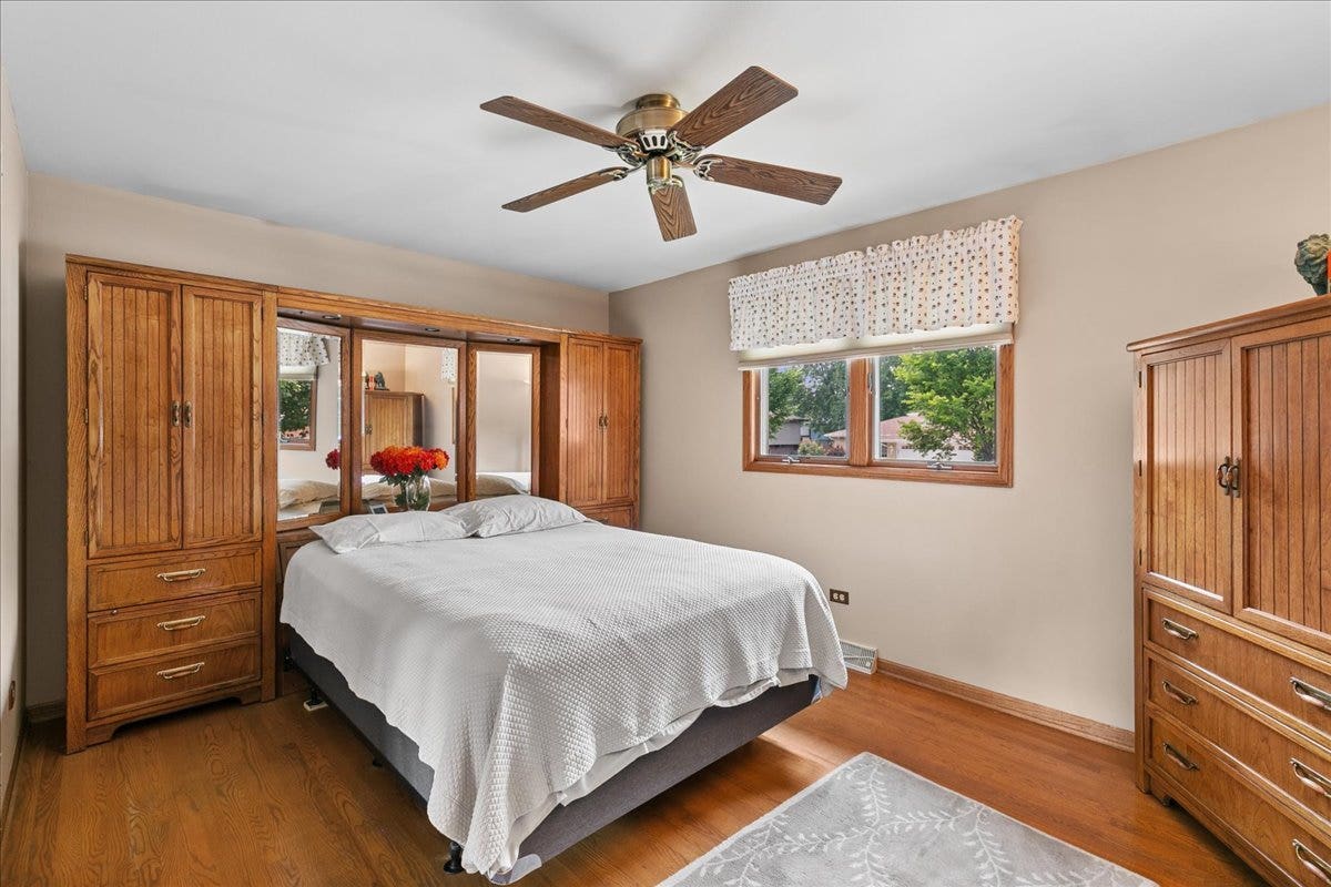 14045 Terry Drive, Orland Park, IL 60462 14045 Terry Drive, Orland Park, IL 60462