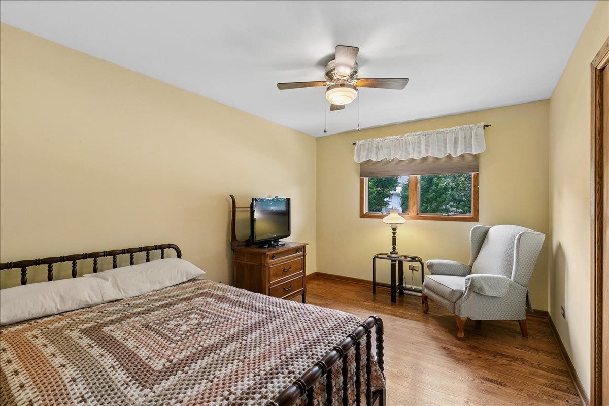 14045 Terry Drive, Orland Park, IL 60462 14045 Terry Drive, Orland Park, IL 60462