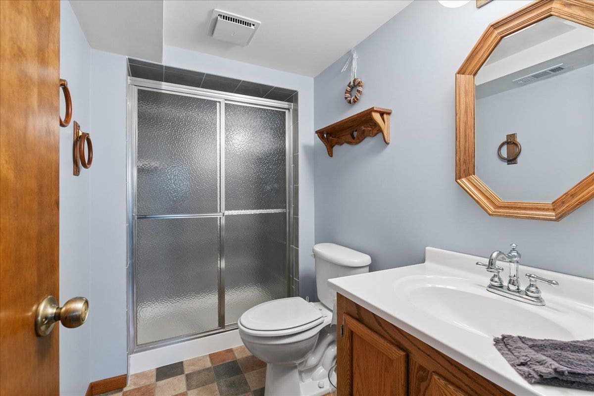 14045 Terry Drive, Orland Park, IL 60462 14045 Terry Drive, Orland Park, IL 60462