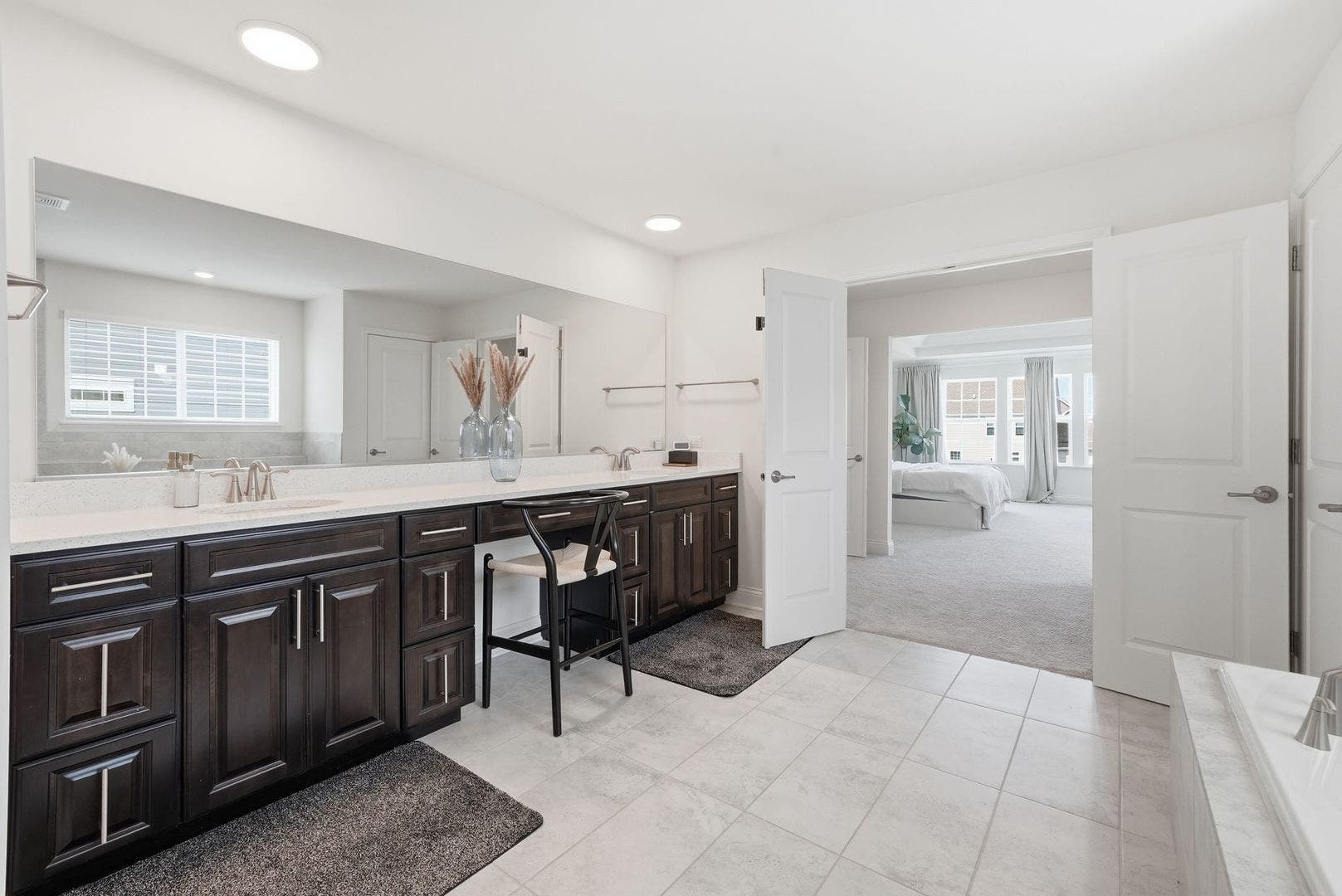 3589 Emerald Road, Elgin, IL 60124 3589 Emerald Road, Elgin, IL 60124
