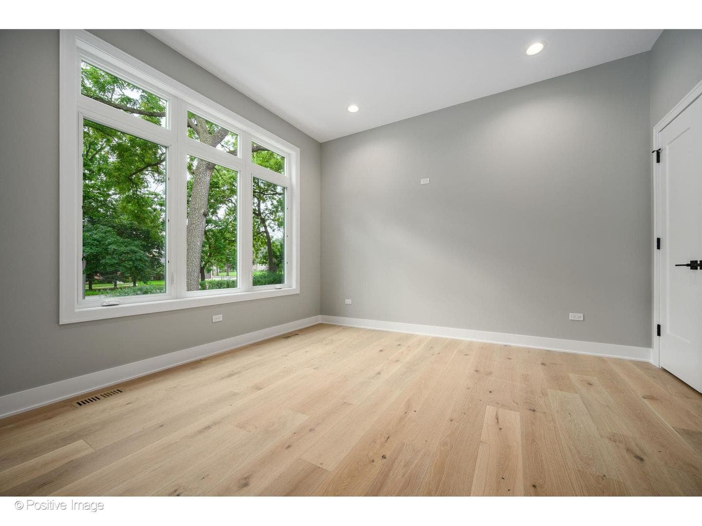 6144 N Nickerson Avenue, Chicago, IL 60631